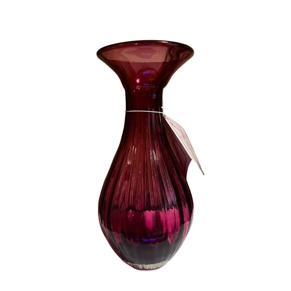 NWT Rossi A Canadian Cranberry 9" Handblown Ribbed Vase - Picture 3 of 3